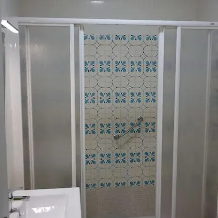 Piso Centrico En 아파트 론다